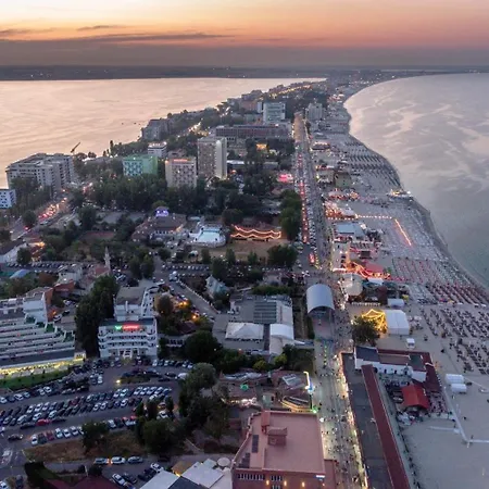 Mng Tomis Promenada Mamaia Nord شقة