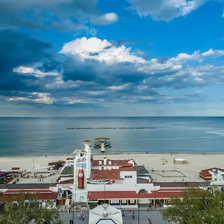 Mng Tomis Promenada Mamaia Nord *