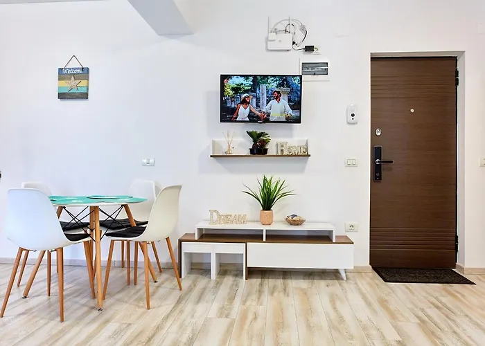 Mng Tomis Promenada Năvodari