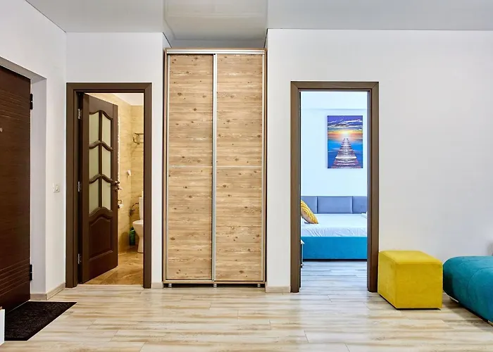 Mng Tomis Promenada * Năvodari